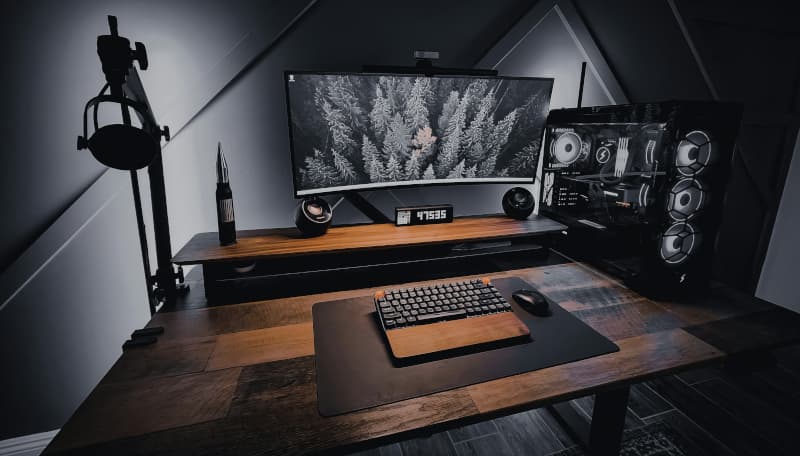Custom-Built PCs: Why Going Custom Beats Off-the-Shelf